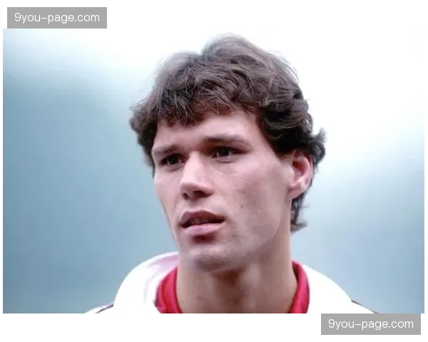 纪录片《米兰王朝》上线流媒体，回顾萨基与卡佩罗时代